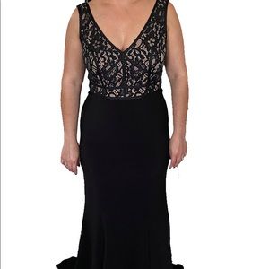 Black and White Lace Maxi Dress